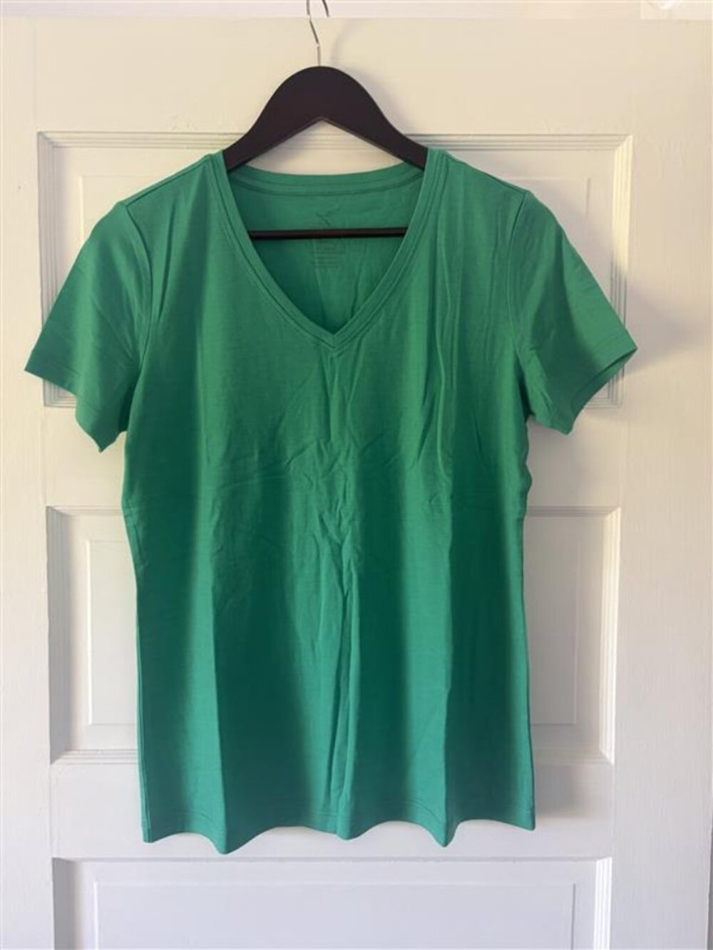Woolx Junie V-Neck T-Shirt in Jungle